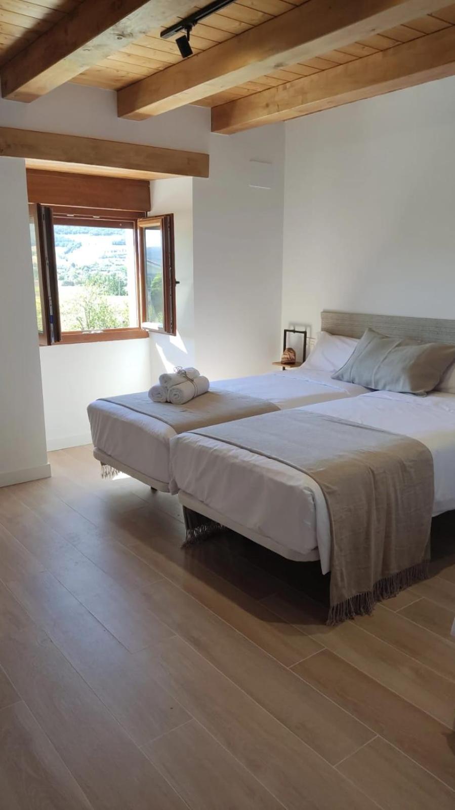 Casa Rural El Pinche 奎科塞斯德约索 外观 照片